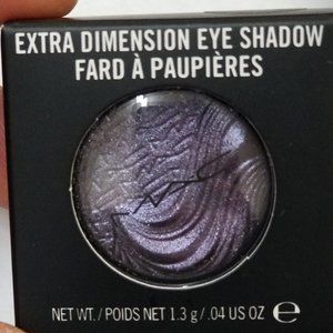 MAC Extra Dimension Eyeshadow Grand Galaxy brand new in box